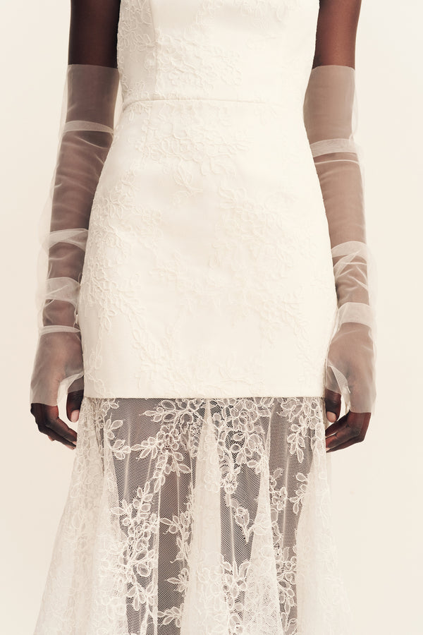 ELYSIAN HAND CRAFTED STRAPLESS LACE GOWN