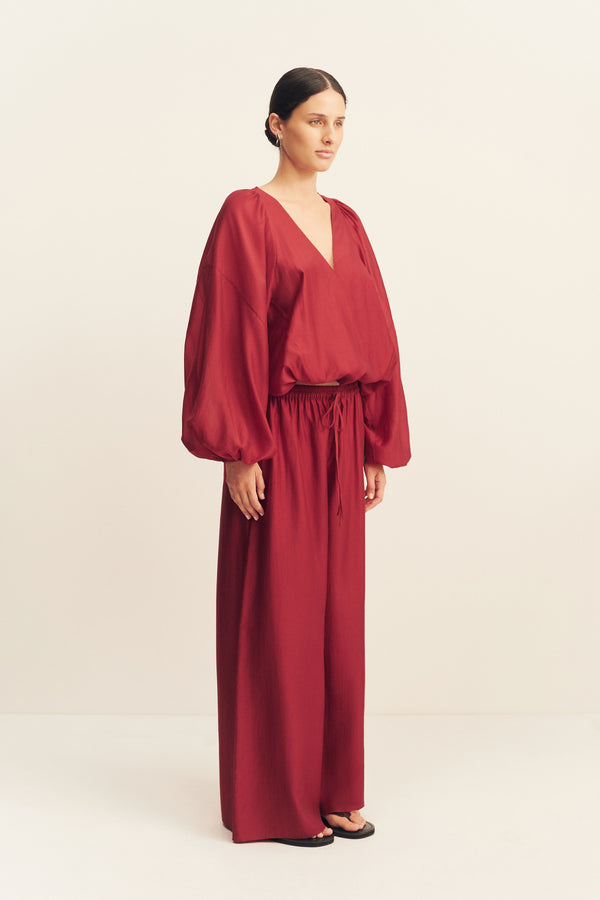 AURA SHEER BLOUSON TOP - ROUGE