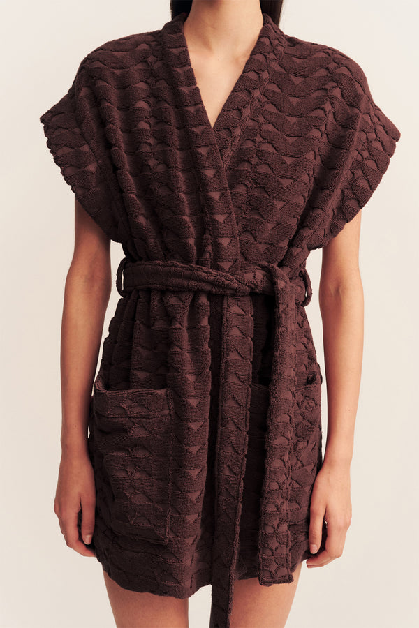 PAULINE SLEEVELESS ROBE - ESPRESSO