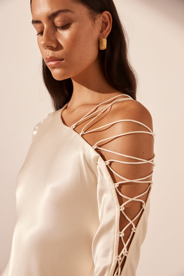 NORA LACE DETAIL MAXI DRESS - CREAM_D