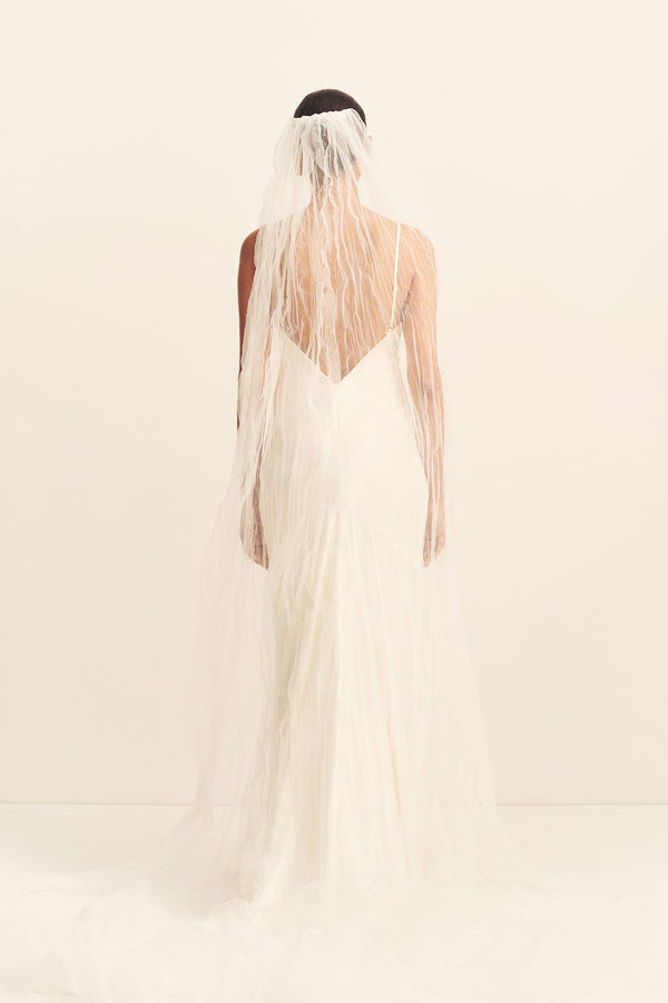 HALO PLEATED VEIL - IVORY