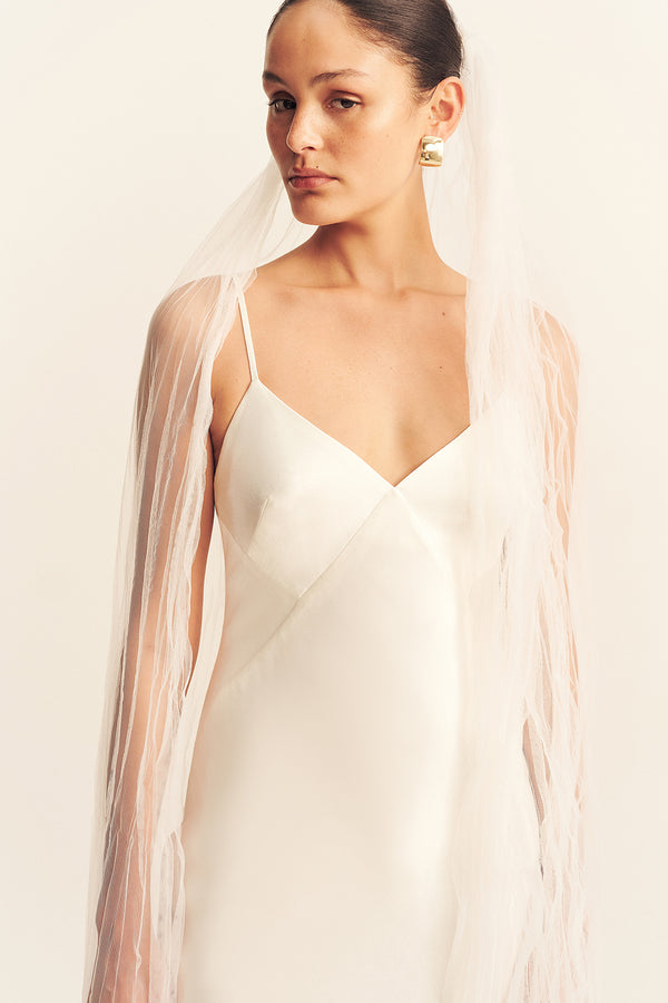 HALO PLEATED VEIL - IVORY