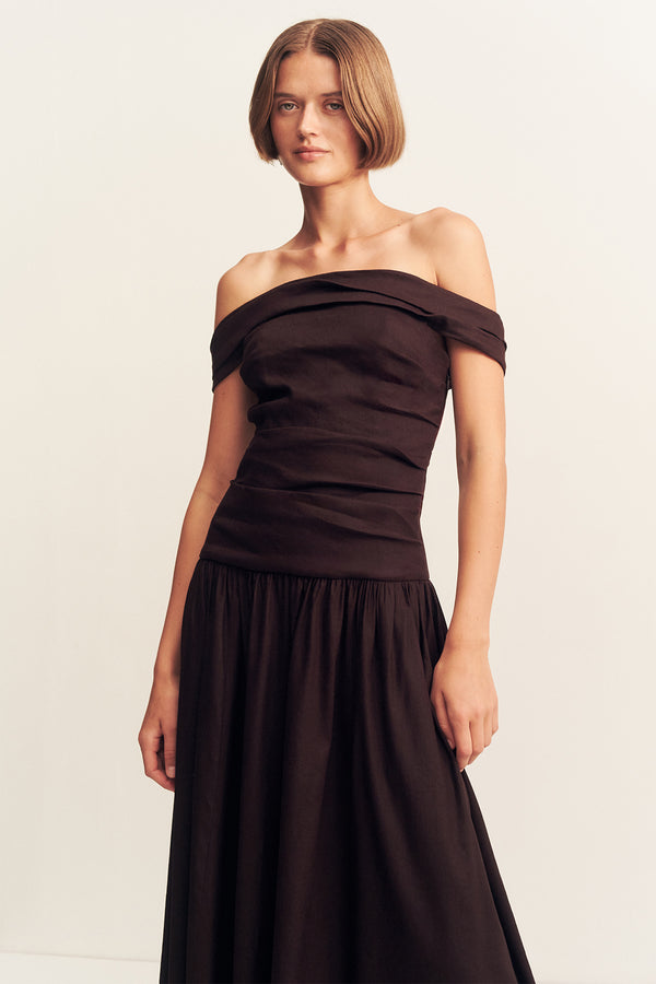 BROOKS OFF SHOULDER MAXI DRESS - GANACHE