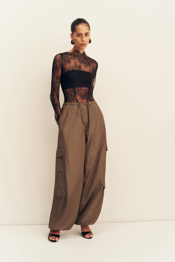 LAMBENT LACE LONG SLEEVE BODYSUIT - BLACK