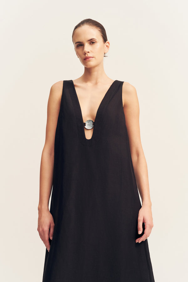PALOMA PLUNGED MAXI DRESS - BLACK