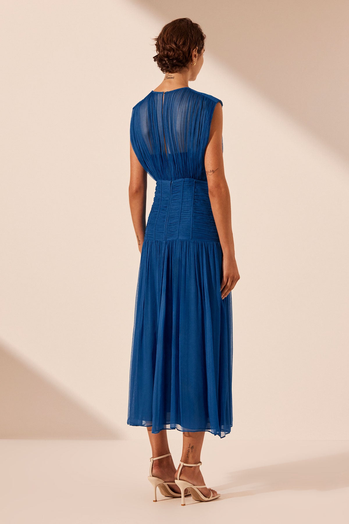 Maya v neck 2024 sleeveless midi dress