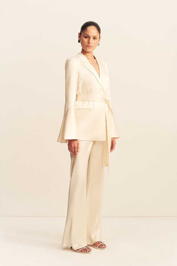 LA LUNE FLARED SLEEVE BELTED BLAZER - CREAM