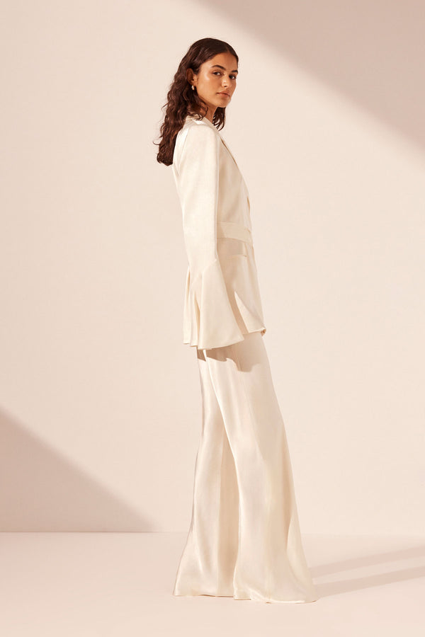 LA LUNE FLARED SLEEVE BELTED BLAZER - CREAM_S