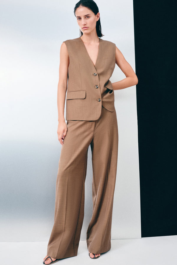 ASHER SLEEVELESS BLAZER - SADDLE