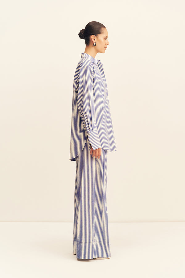 YASMINE CURVED HEM SHIRT