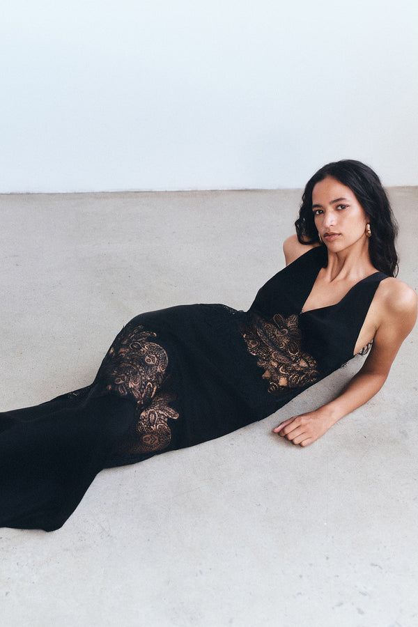 JAMILA PLUNGED LACE PANELLED MAXI DRESS - BLACK