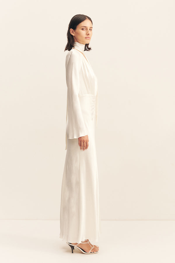 LA LUNE PLUNGED LONG SLEEVE MAXI DRESS - WHITE