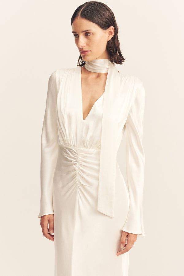 LA LUNE PLUNGED LONG SLEEVE MAXI DRESS - WHITE