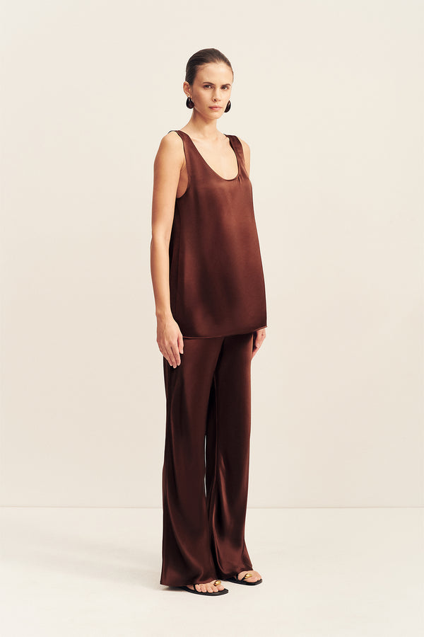 SAVANNA SCOOP NECK TOP - COFFEE