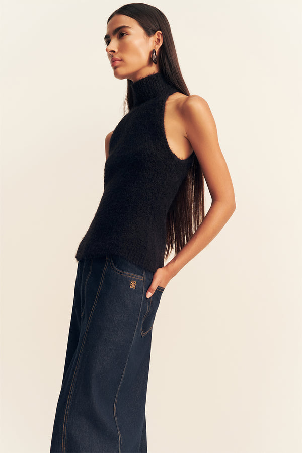 KORINE RACER BACK TOP - BLACK