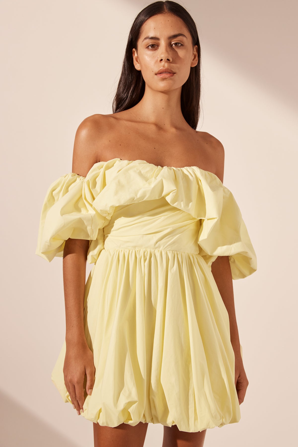 MAIORI OFF SHOULDER DRAPED BUBBLE MINI DRESS - LEMON_D