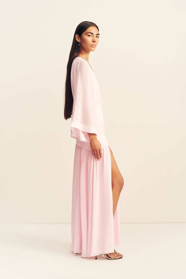 AMINA FLARED SLEEVE PLUNGED MAXI DRESS - FAIRYFLOSS