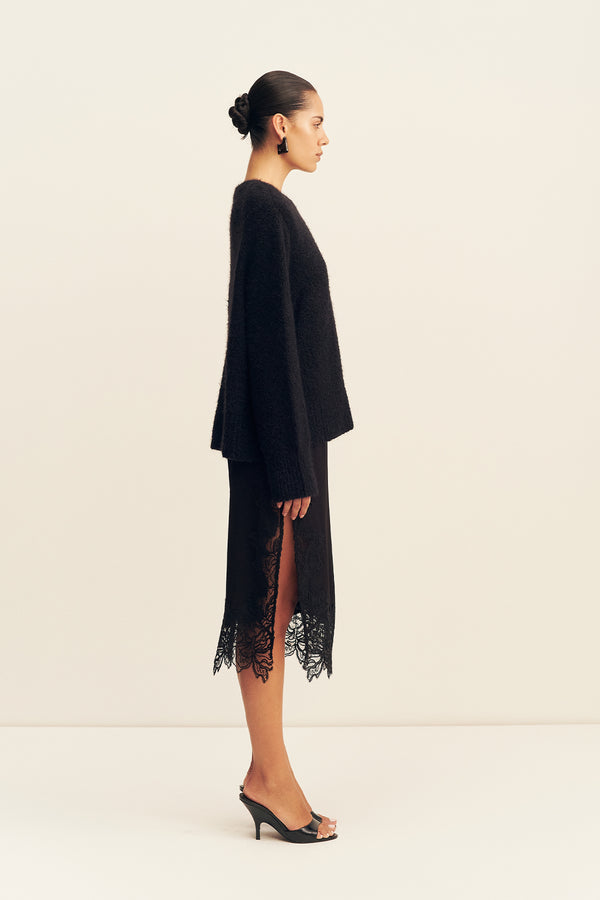 KORINE BOUCLE KNIT WITH SHOULDER PAD - BLACK