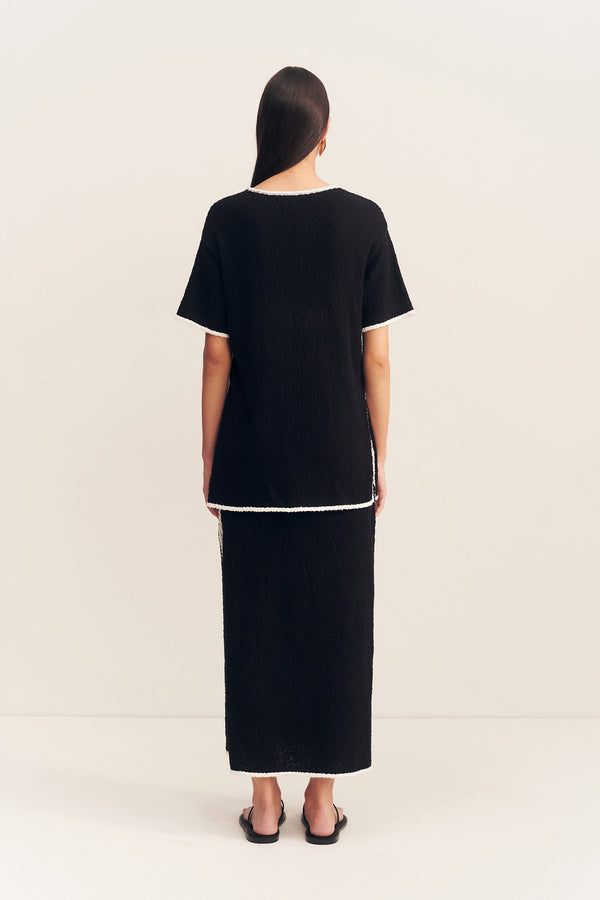 LENA TEE - BLACK_B