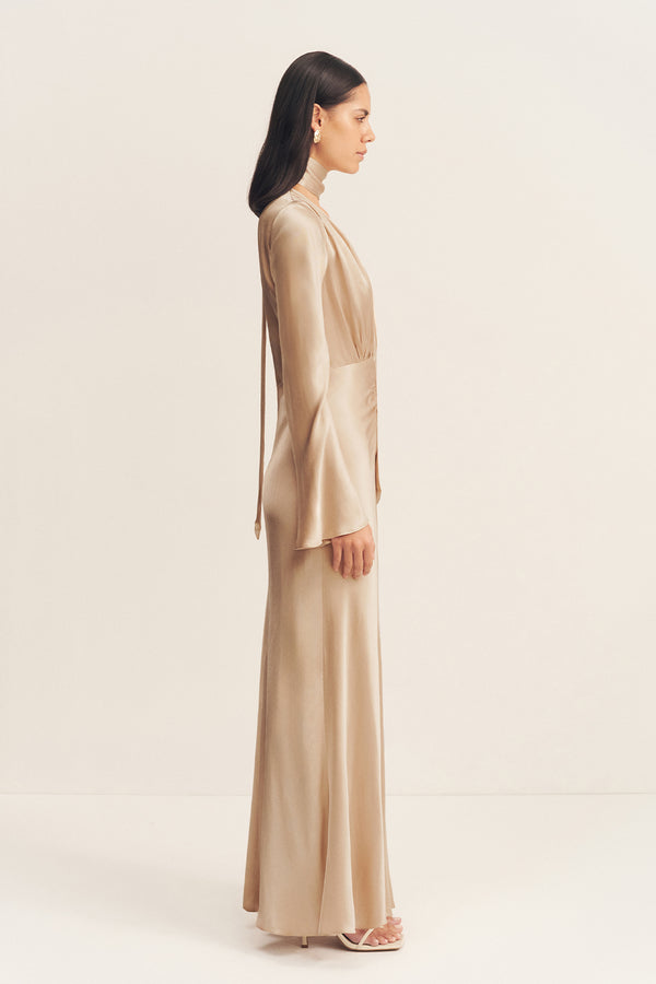LA LUNE PLUNGED LONG SLEEVE MAXI DRESS - GOLD