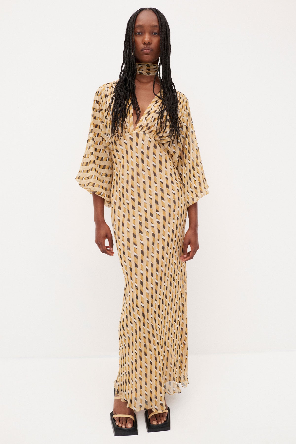 AXEL PLUNGE BALLOON SLEEVE MAXI DRESS | WHEAT/MULTI | DRESSES | SHONA JOY – Shona  Joy