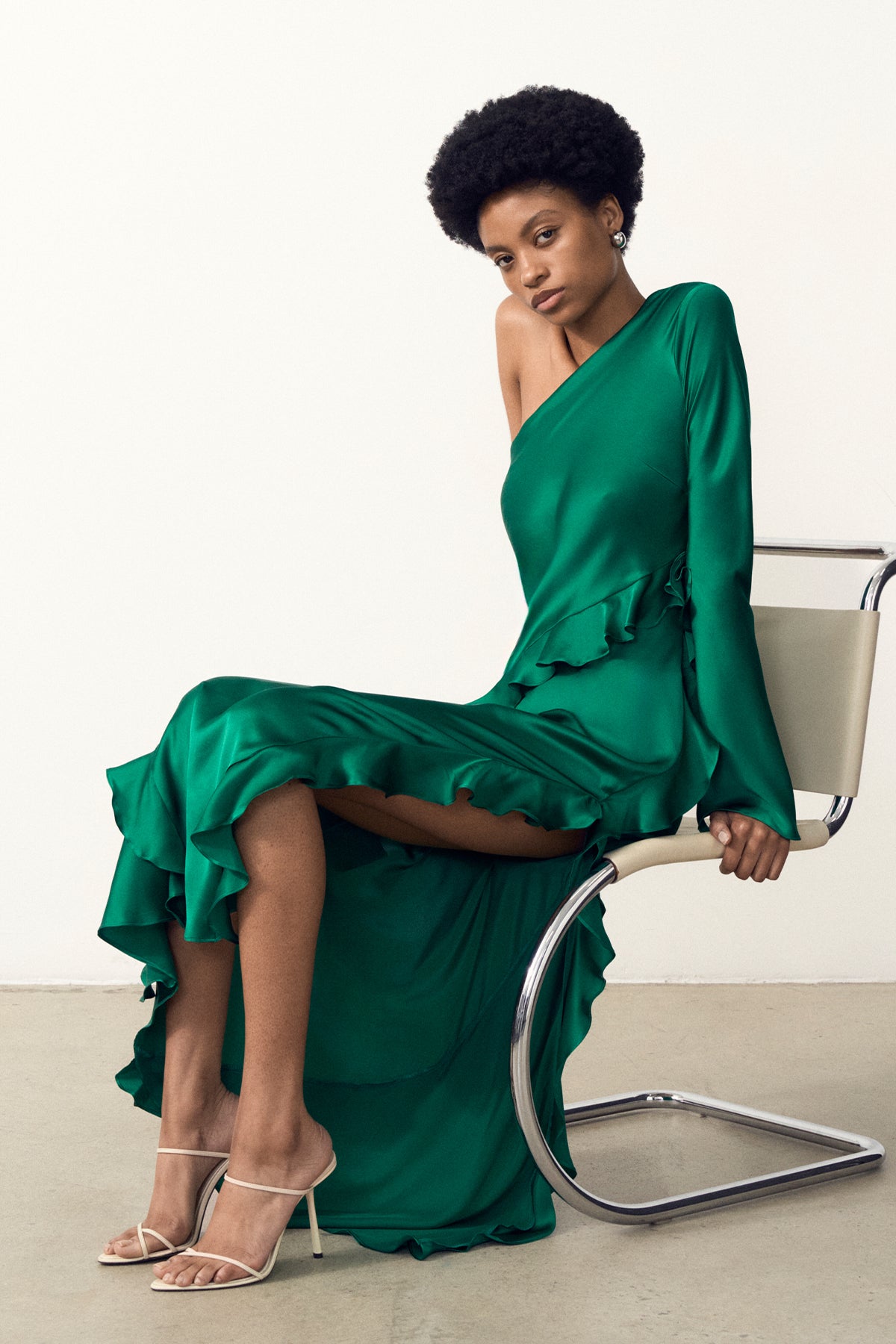 ELLE SILK ASYMMETRICAL ONE SHOULDER RUFFLE MAXI DRESS EMERALD GREEN DRESSES SHONA JOY Shona Joy