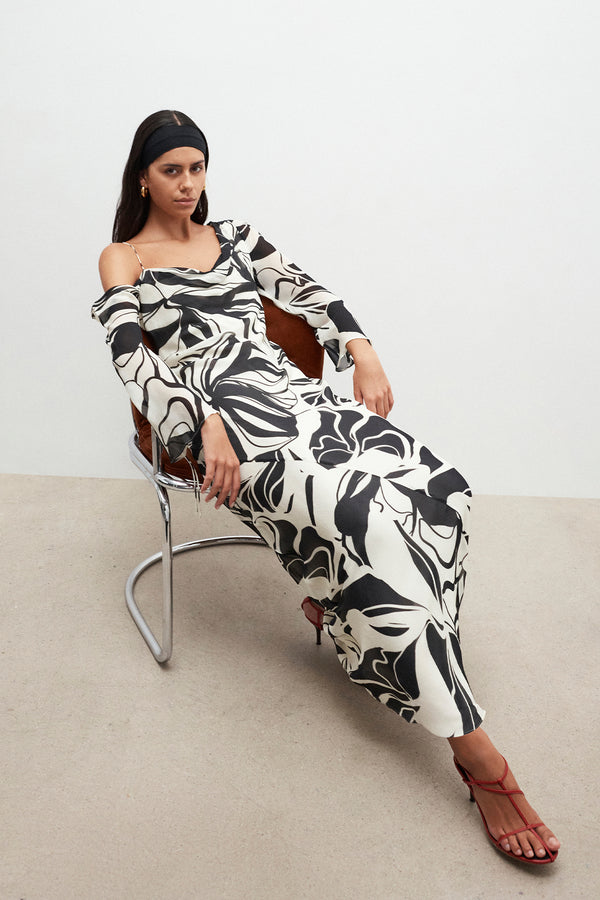 Imane Asymmetrical Long Sleeve Maxi Dress | Cream/Black | Dresses | Shona Joy Imane Asymmetrical Long Sleeve Maxi Dress | Cream/Black | Dresses | Shona Joy
