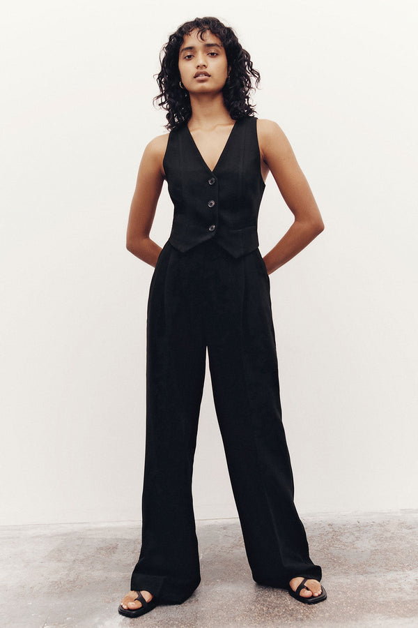 IRENA TAILORED FITTED VEST - BLACK_C