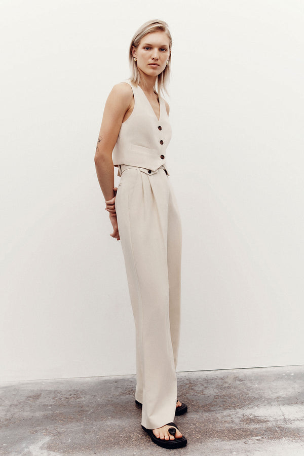 IRENA TAILORED FITTED VEST - BONE_C