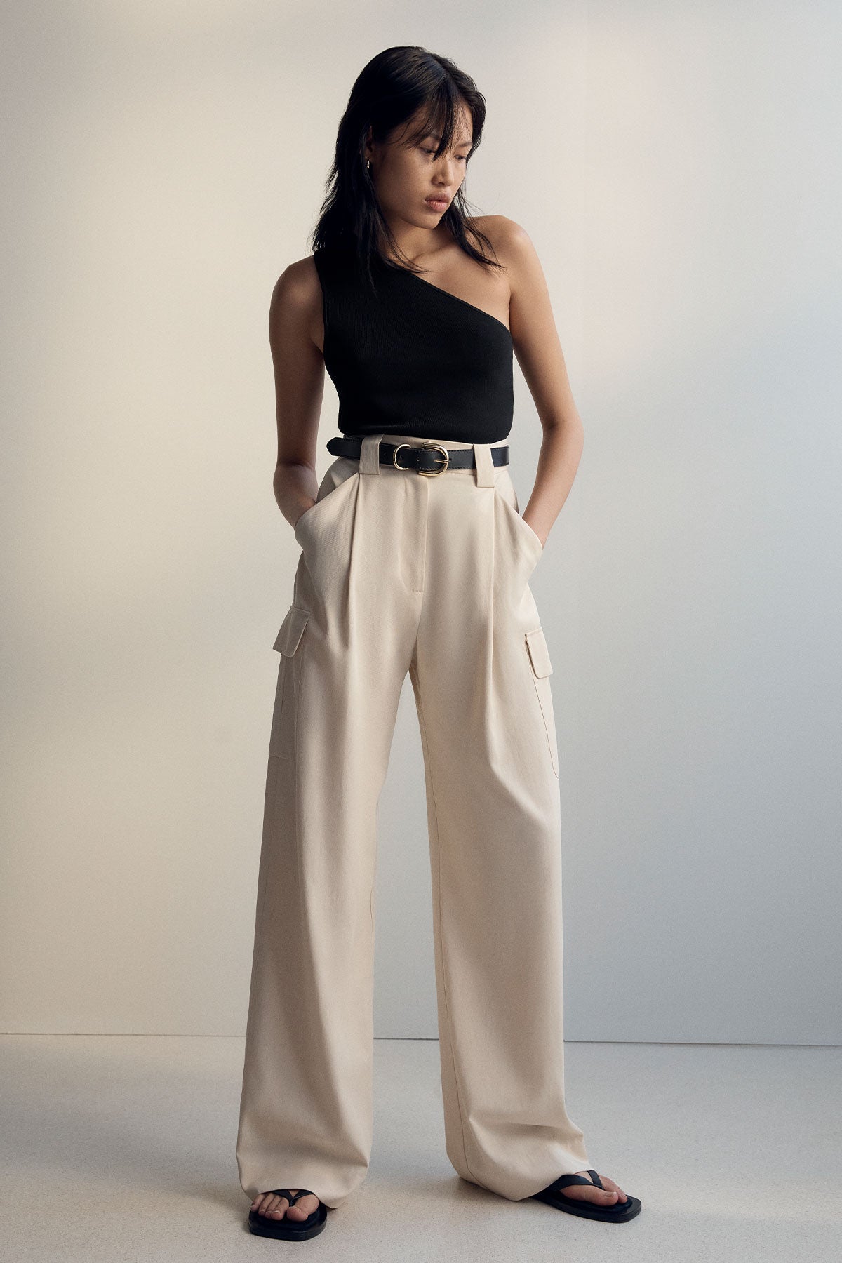 BASIC ONE SHOULDER TOP - BLACK_C