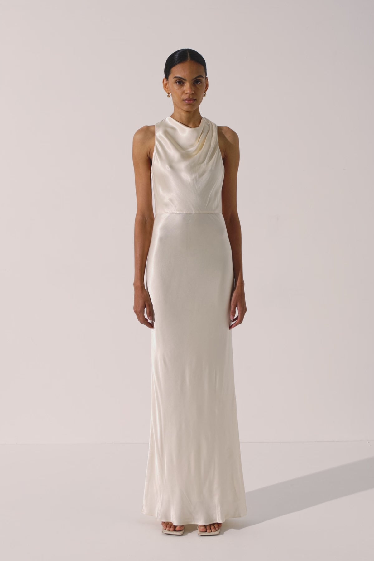 Elegant High Neck Long Sleeve Modest Wedding Gown – HAREM's Brides