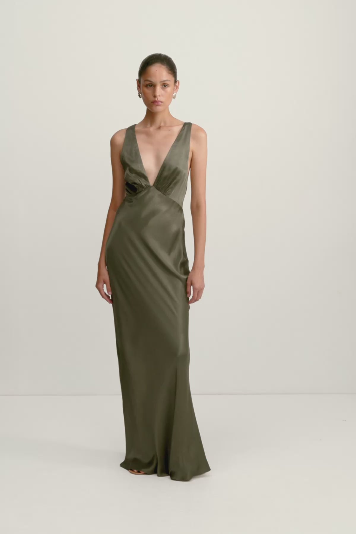 louren back cross lace dress ベージュ M 正規品 louren back cross lace dress - メルカリ