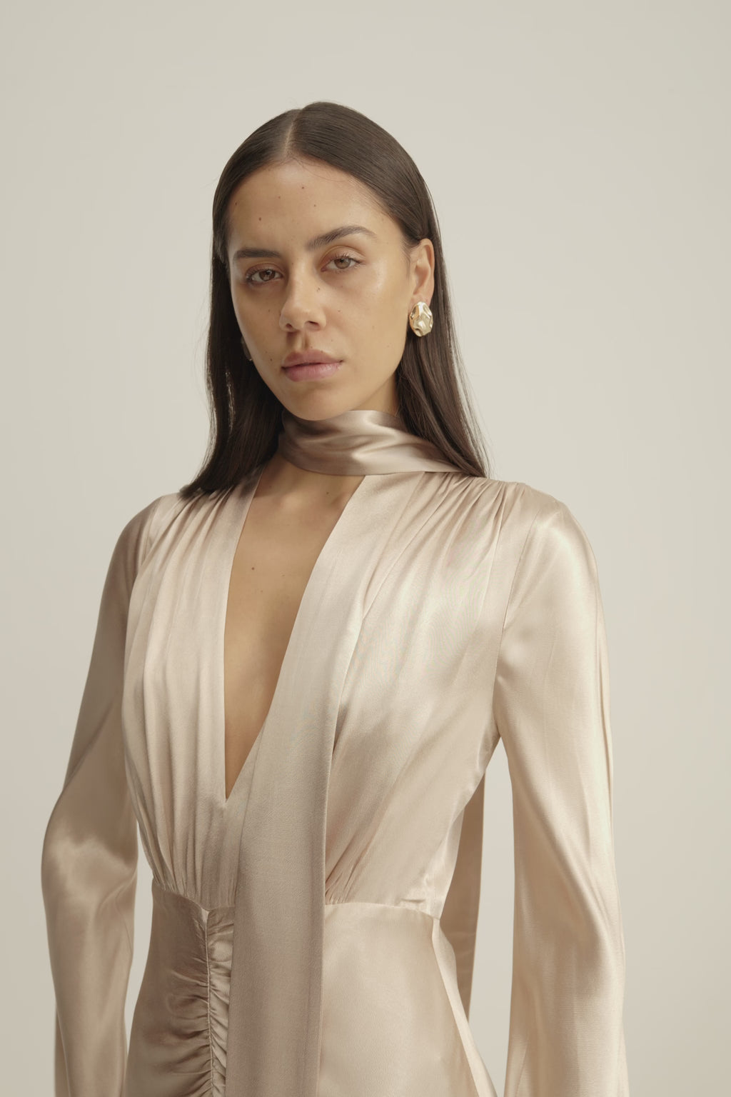 La Lune Plunged Long Sleeve Maxi Dress | Gold | Dresses